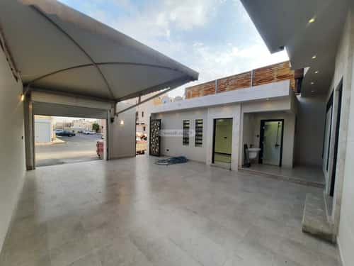 فيلا 300 متر مربع جنوبية على شارع 20م طويق، غرب الرياض، الرياض