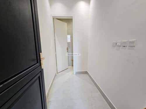 Floor with 4 Bedrooms Al-Maizaliyah, East Riyadh, Riyadh