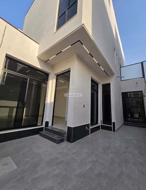 Villa 298.27 SQM Facing North on 20m Width Street Al Bayan, East Riyadh, Riyadh