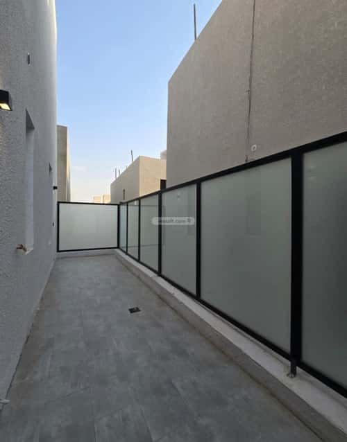 فيلا 298 متر مربع شمالية على شارع 20م Al Bayan, East Riyadh, Riyadh