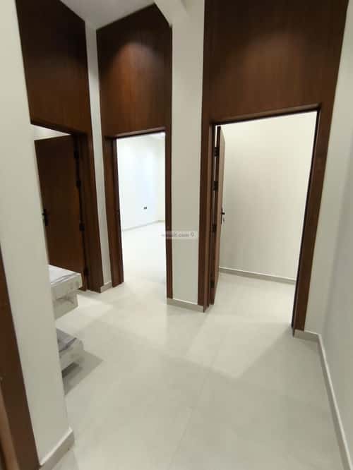 Floor 194.85 SQM with 5 Bedrooms Al-Awaly, West Riyadh, Riyadh