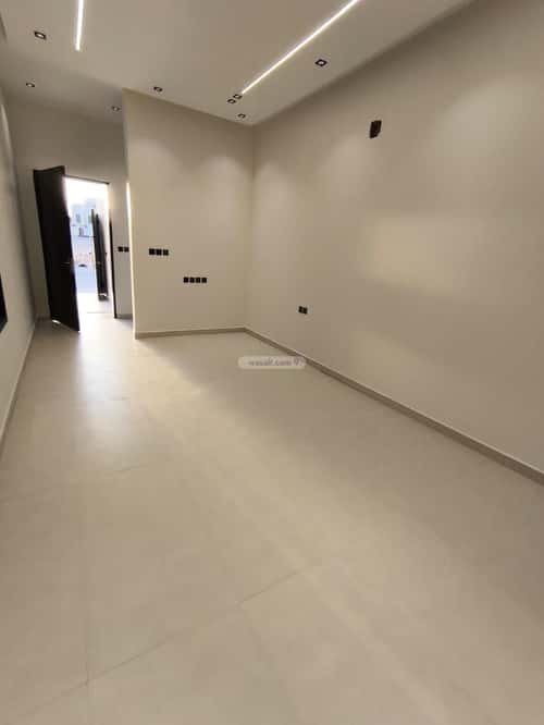 دور 194.85 متر مربع ب 5 غرف العوالي، غرب الرياض، الرياض