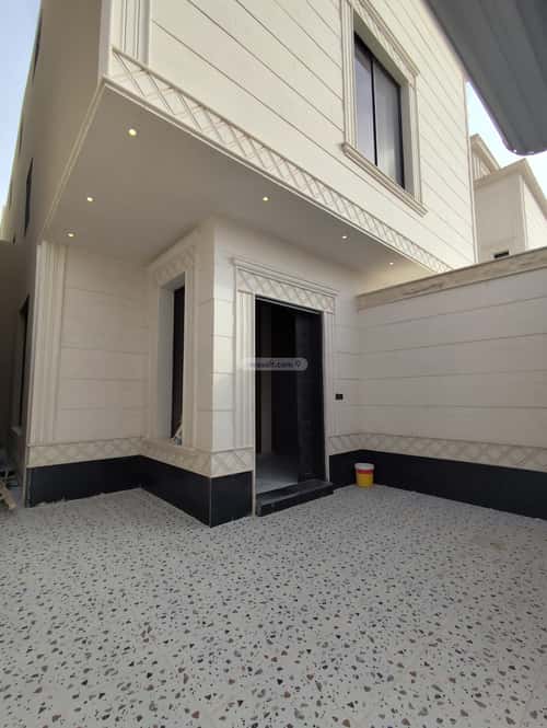 Floor 208.02 SQM with 5 Bedrooms Ar-Rimal, East Riyadh, Riyadh