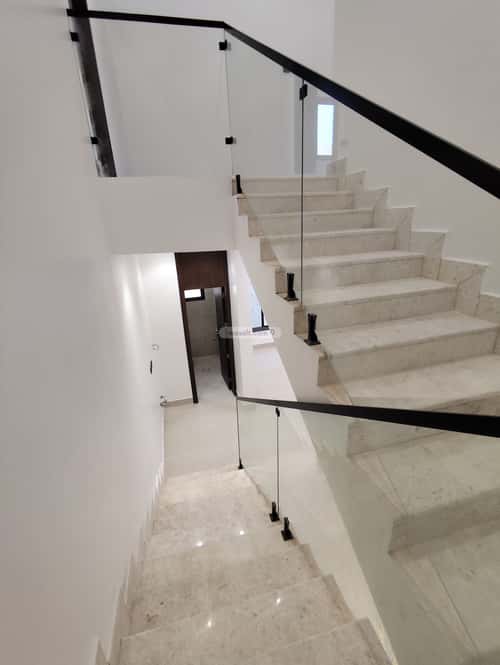 Floor 225.88 SQM with 4 Bedrooms Al-Yarmuk, East Riyadh, Riyadh