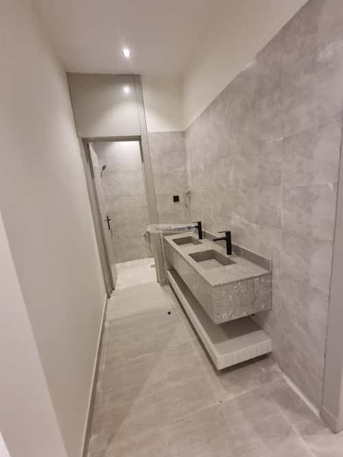 Floor with 5 Bedrooms Dirab, West Riyadh, Riyadh