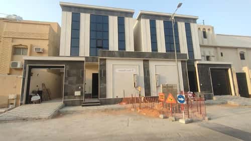 فيلا 343.27 متر مربع شمالية على شارع 18م بدر، جنوب الرياض، الرياض