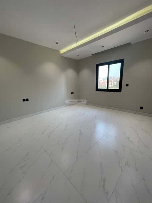 شقة 4 غرف في الروضة