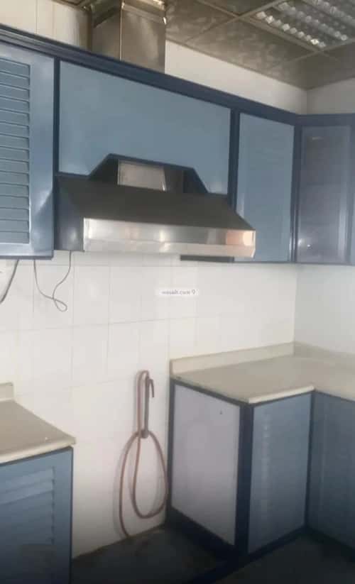 Floor 400 SQM with 5 Bedrooms Badr, Aldammam