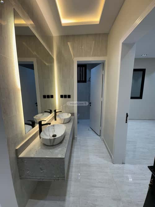 Floor 323.61 SQM with 8 Bedrooms Tara, Khamis Mushait