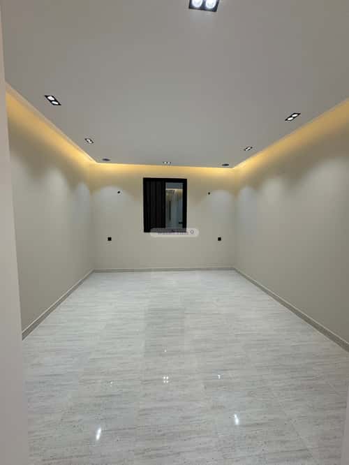 Floor 323.61 SQM with 8 Bedrooms Tara, Khamis Mushait