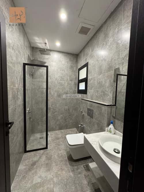 Apartment with 3 Bedrooms Ar-Rimal, East Riyadh, Riyadh