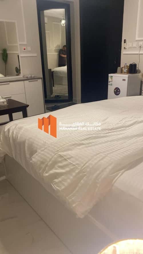 شقة بغرفة الحمراء، الخبر