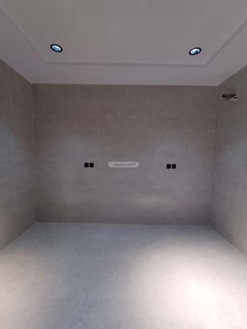 فيلا 300 متر مربع جنوبية غربية على شارع 15م الرحمانية، شرق جدة، جدة