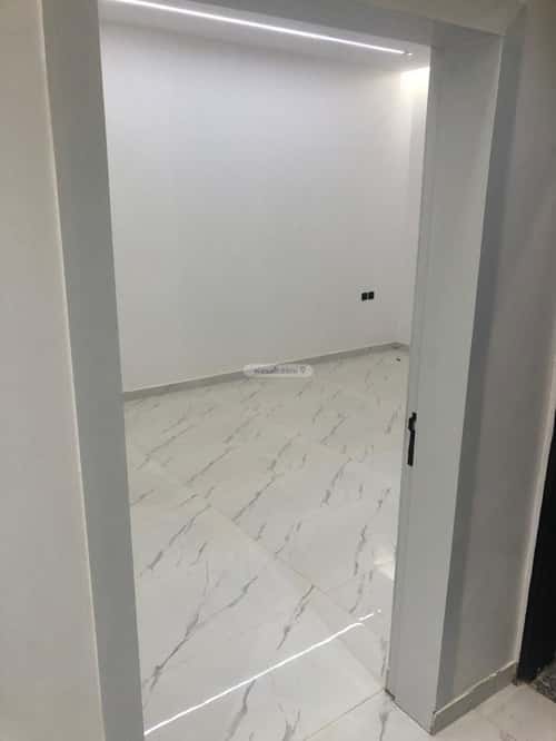 Apartment with 4 Bedrooms Al- Nadwah, East Riyadh, Riyadh