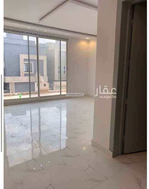 Building 300 SQM Facing North Ar-Rimal, East Riyadh, Riyadh