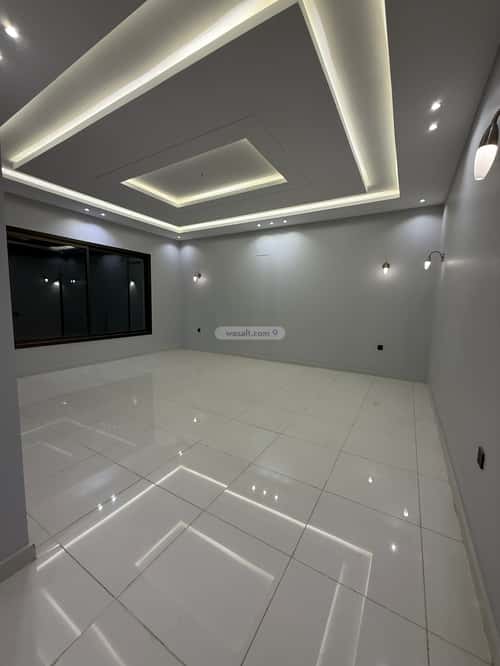 فيلا 250 متر مربع غربية على شارع 30م اليرموك، خميس مشيط