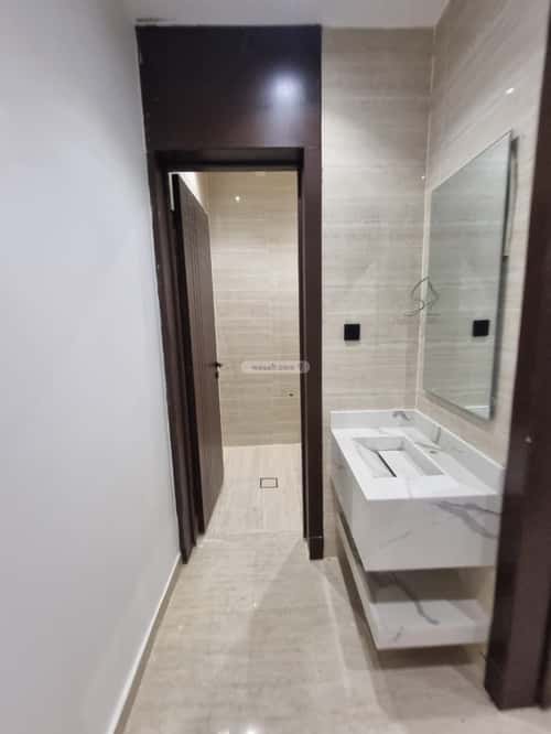 فيلا 195 متر مربع شرقية على شارع 20م عكاظ، جنوب الرياض، الرياض