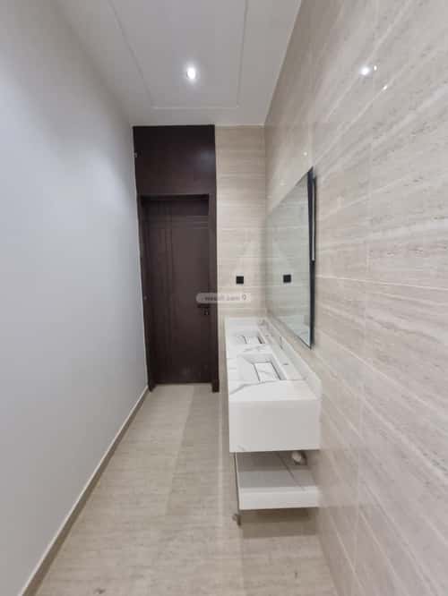 فيلا 195 متر مربع شرقية على شارع 20م عكاظ، جنوب الرياض، الرياض