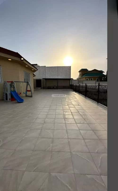 استراحة 1649.5 متر مربع جنوبية غربية على شارع 12م الروابي، أبها