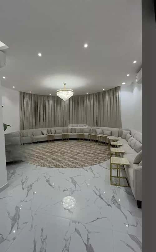 فيلا 770 متر مربع جنوبية على شارع 20م الكوثر، الخبر