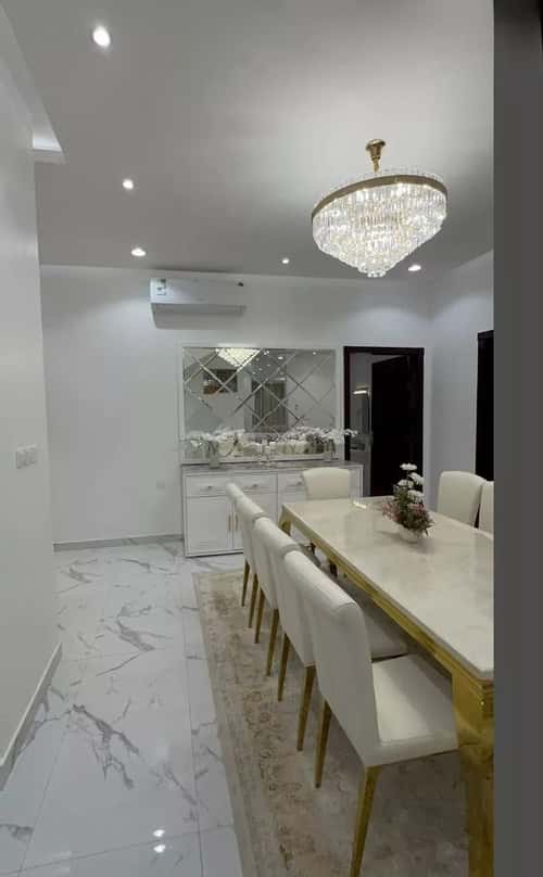 فيلا 770 متر مربع جنوبية على شارع 20م الكوثر، الخبر