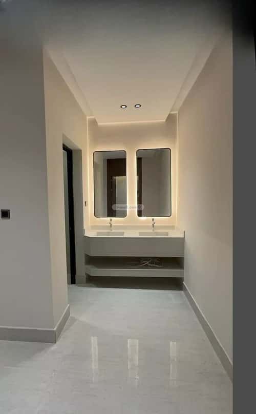 فيلا 285 متر مربع شرقية على شارع 30م اللؤلؤ، الخبر