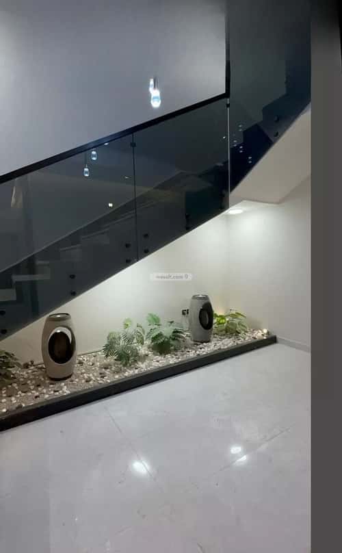 فيلا 377.7 متر مربع شمالية على شارع 25م الشعلة، الدمام