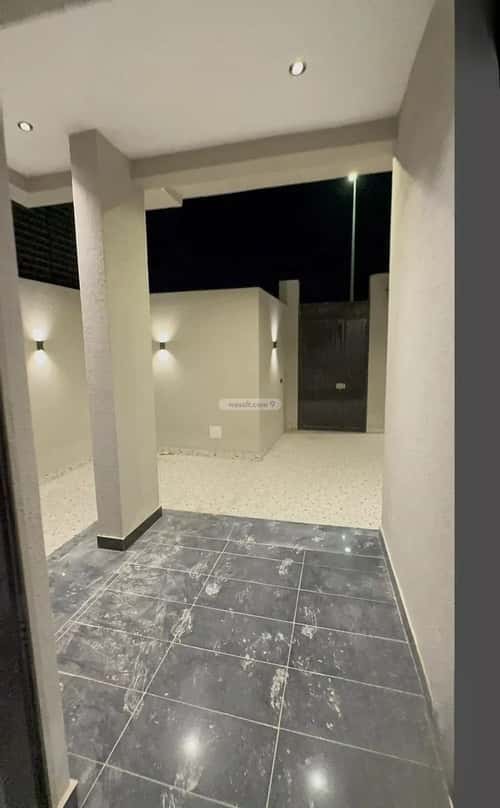 فيلا 400 متر مربع شرقية على شارع 50م النخيل، الاحساء