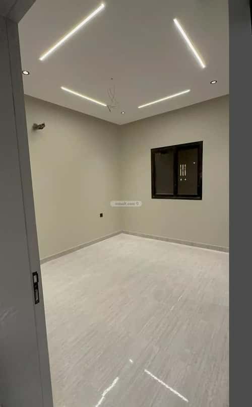 فيلا 297.64 متر مربع جنوبية على شارع 15م الأمواج، الخبر