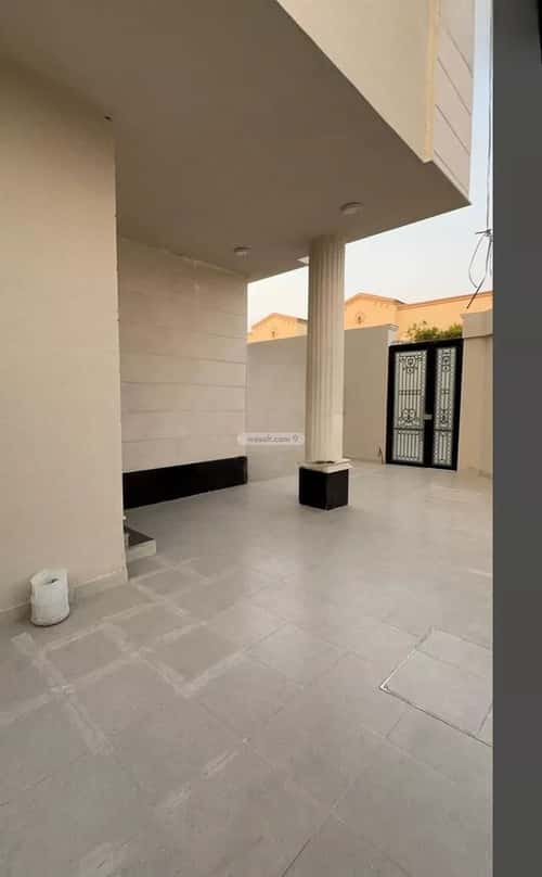 فيلا 300.25 متر مربع شرقية على شارع 20م اللؤلؤ، الخبر