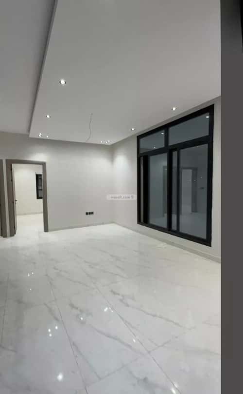 فيلا 431.13 متر مربع جنوبية على شارع 30م الصواري، الخبر