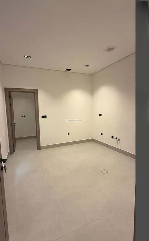 5 bedroom villa in Al Shifa