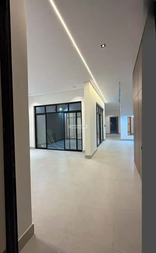 فيلا 410.62 متر مربع جنوبية على شارع 16م الشفاء، الخبر