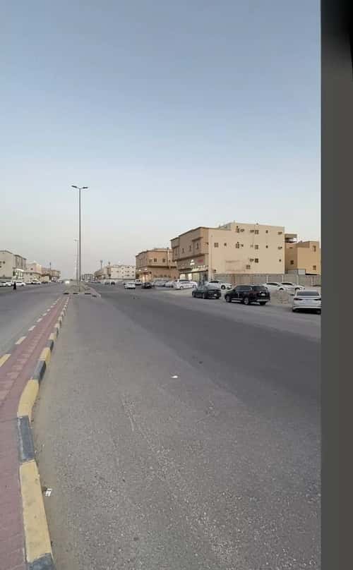 Building 560 SQM Facing East Teebh, Aldammam