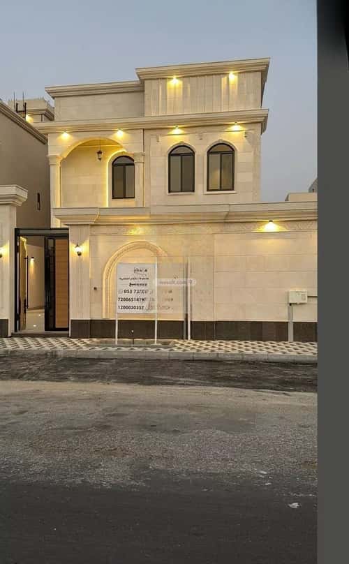 فيلا 375 متر مربع غربية على شارع 30م الصواري، الخبر