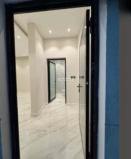 فيلا 500 متر مربع شمالية على شارع 40م اللؤلؤ، الخبر