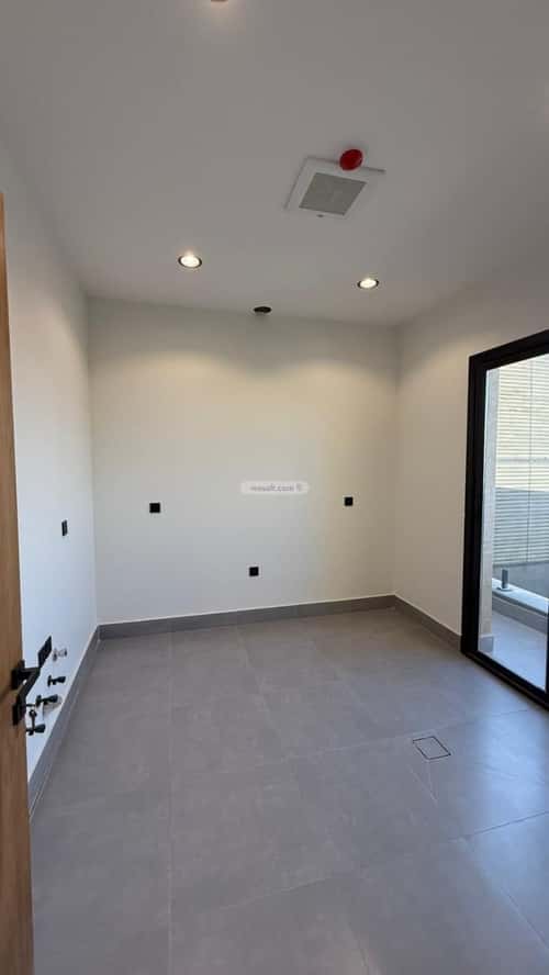 Apartment with 3 Bedrooms Dahrat Al-Badeah, West Riyadh, Riyadh