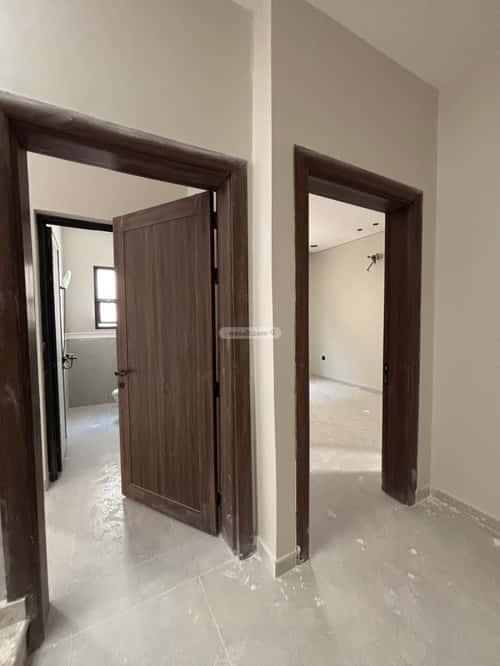 Villa 210.5 SQM Facing South East on 24m Width Street King Fahad Dist, Aldammam