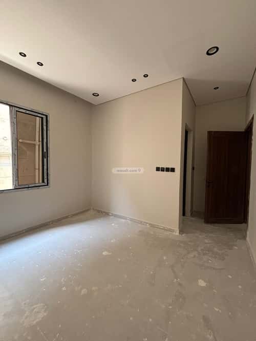 فيلا 210.5 متر مربع جنوبية شرقية على شارع 24م ضاحية الملك فهد، الدمام