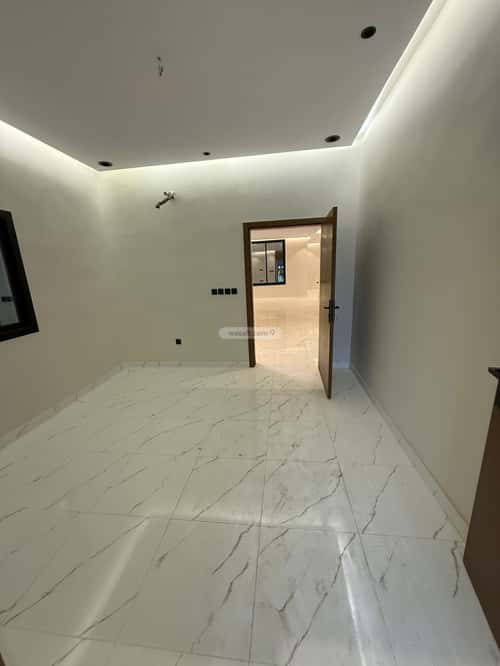 فيلا 310 متر مربع شرقية على شارع 15م الوفاء، شرق جدة، جدة