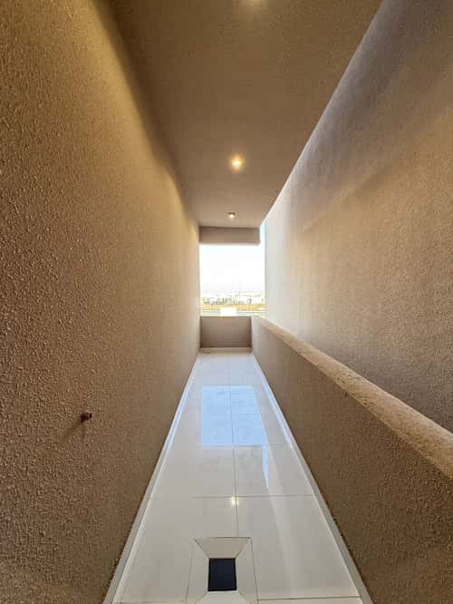 شقة ب 6 غرف المعارض، خميس مشيط