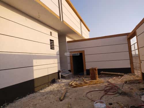 Floor 550 SQM with 7 Bedrooms Hadaa Abu Sadr, Madinah