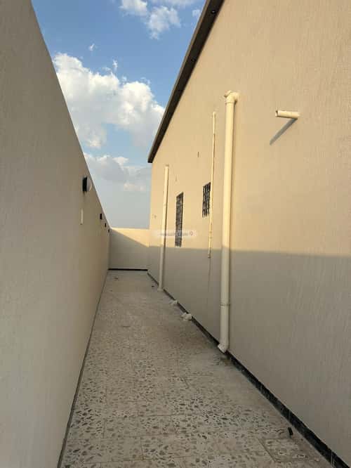 Villa 501 SQM Facing West on 20m Width Street Al-Quds, Alttayif