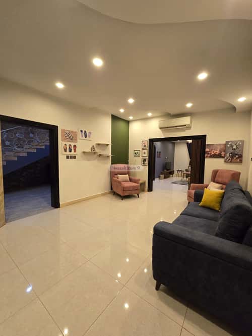 فيلا 300 متر مربع شمالية على شارع 15م الأصالة، شمال جدة، جدة