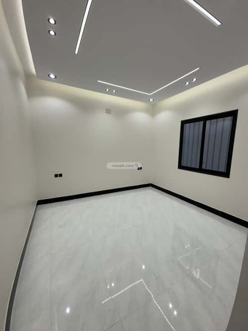 شقة ب 5 غرف ال بريد، أحد رفيدة