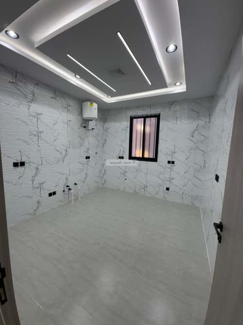 شقة ب 5 غرف ال بريد، أحد رفيدة