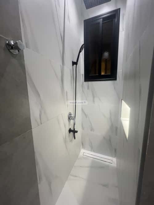 شقة ب 6 غرف الروضة، خميس مشيط