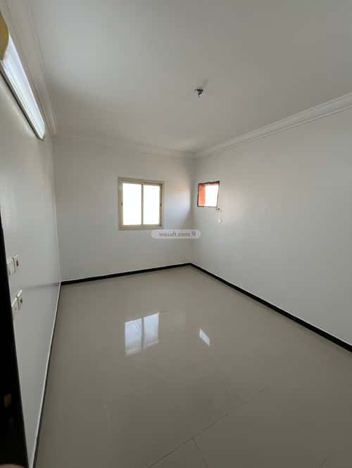 Apartment with 3 Bedrooms Middle Al-Uraija, West Riyadh, Riyadh