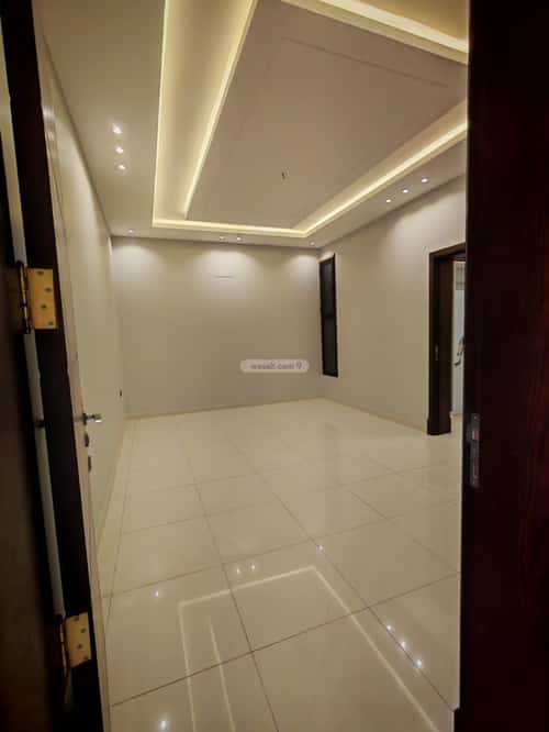 Villa 250 SQM Facing South on 25m Width Street The Honor, Khamis Mushait