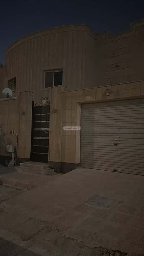 Villa 315 SQM Facing South with 7 Bedrooms Qurtubah, East Riyadh, Riyadh
